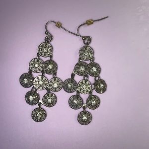 Chandelier earrings